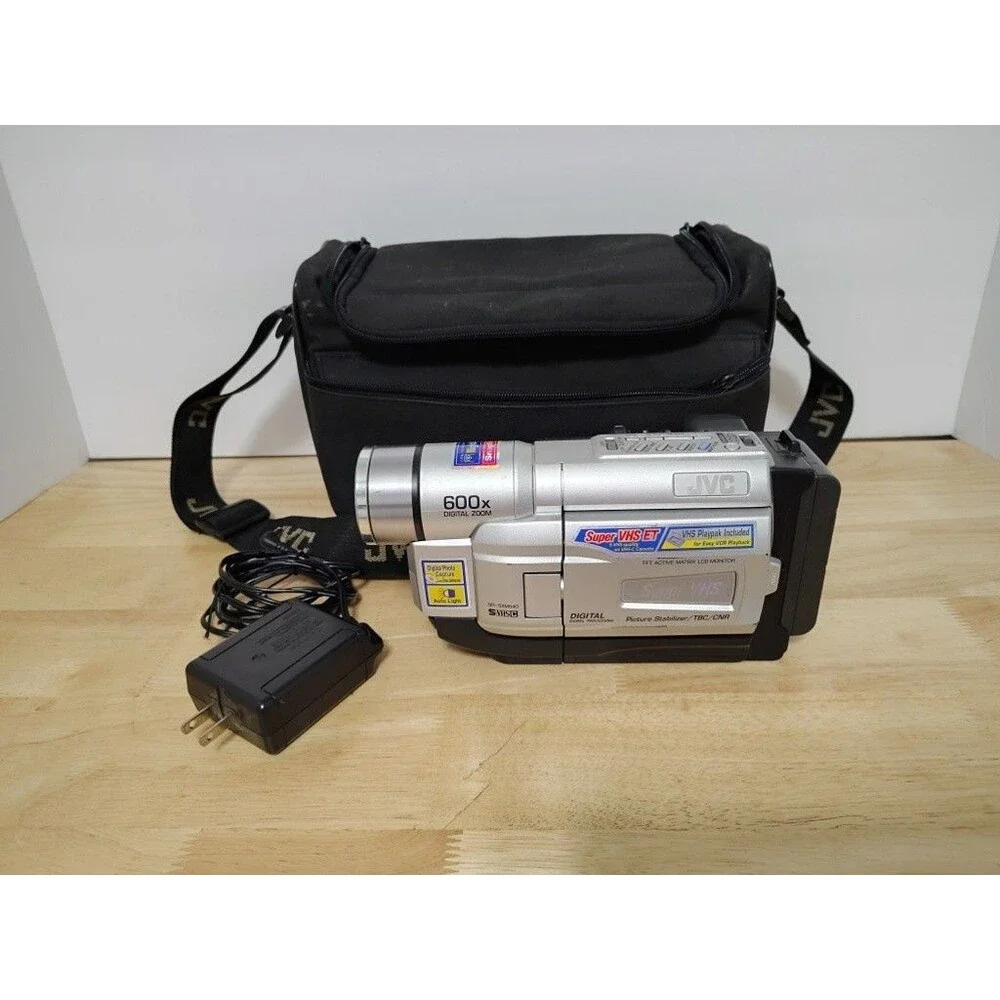 JVC Super VHS Camcorder Model GR-SXM540U 600x Digital Zoom s VHs C Non Working